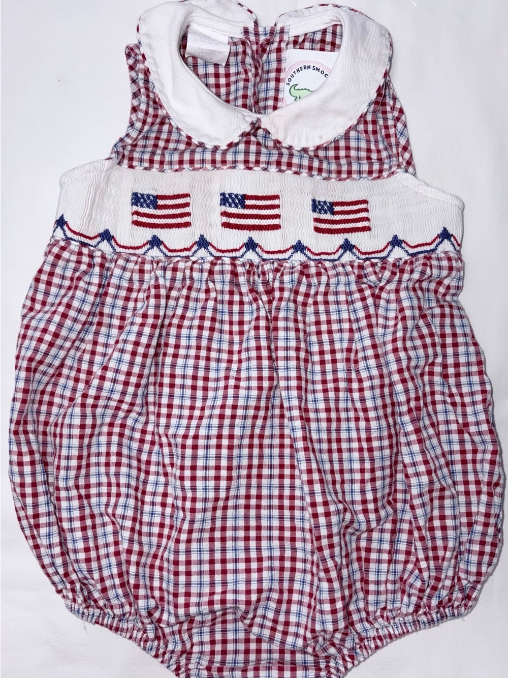 Southern Smocked Co smocked and embroidered bubble with flag detail sz 18 months